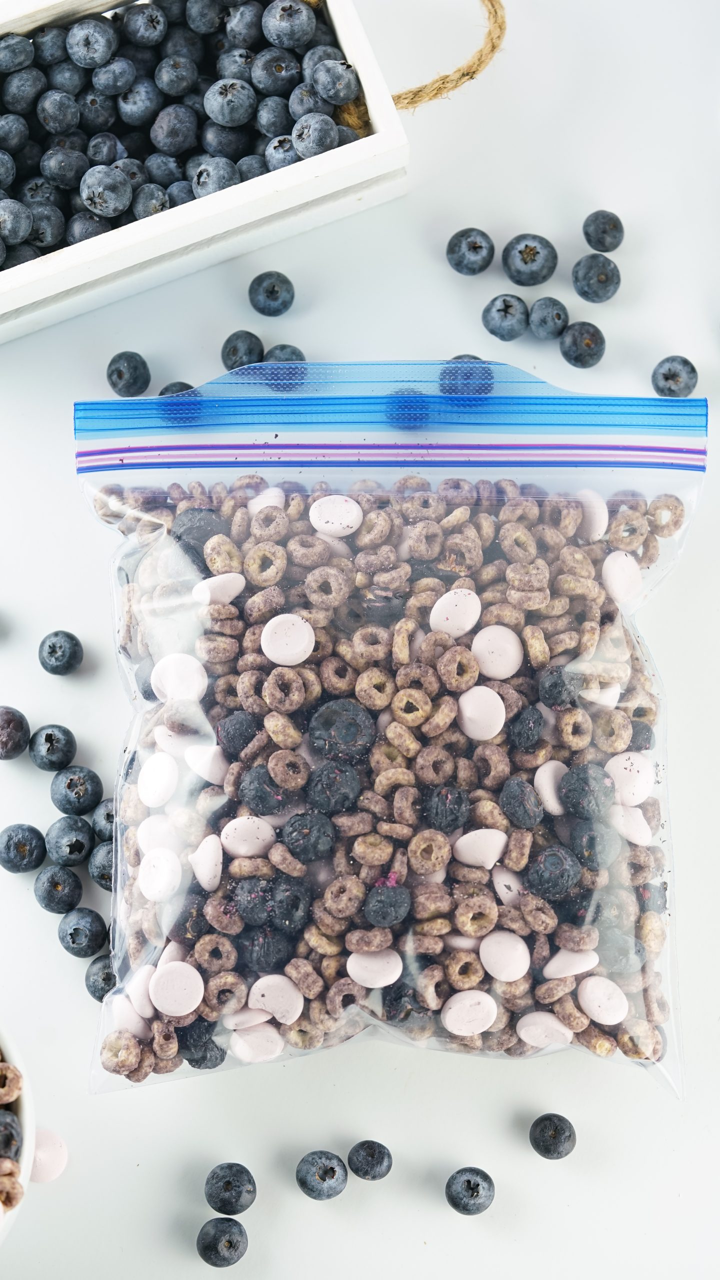 baby snack mix in a baggie