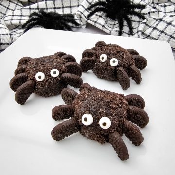 Oreo spider balls