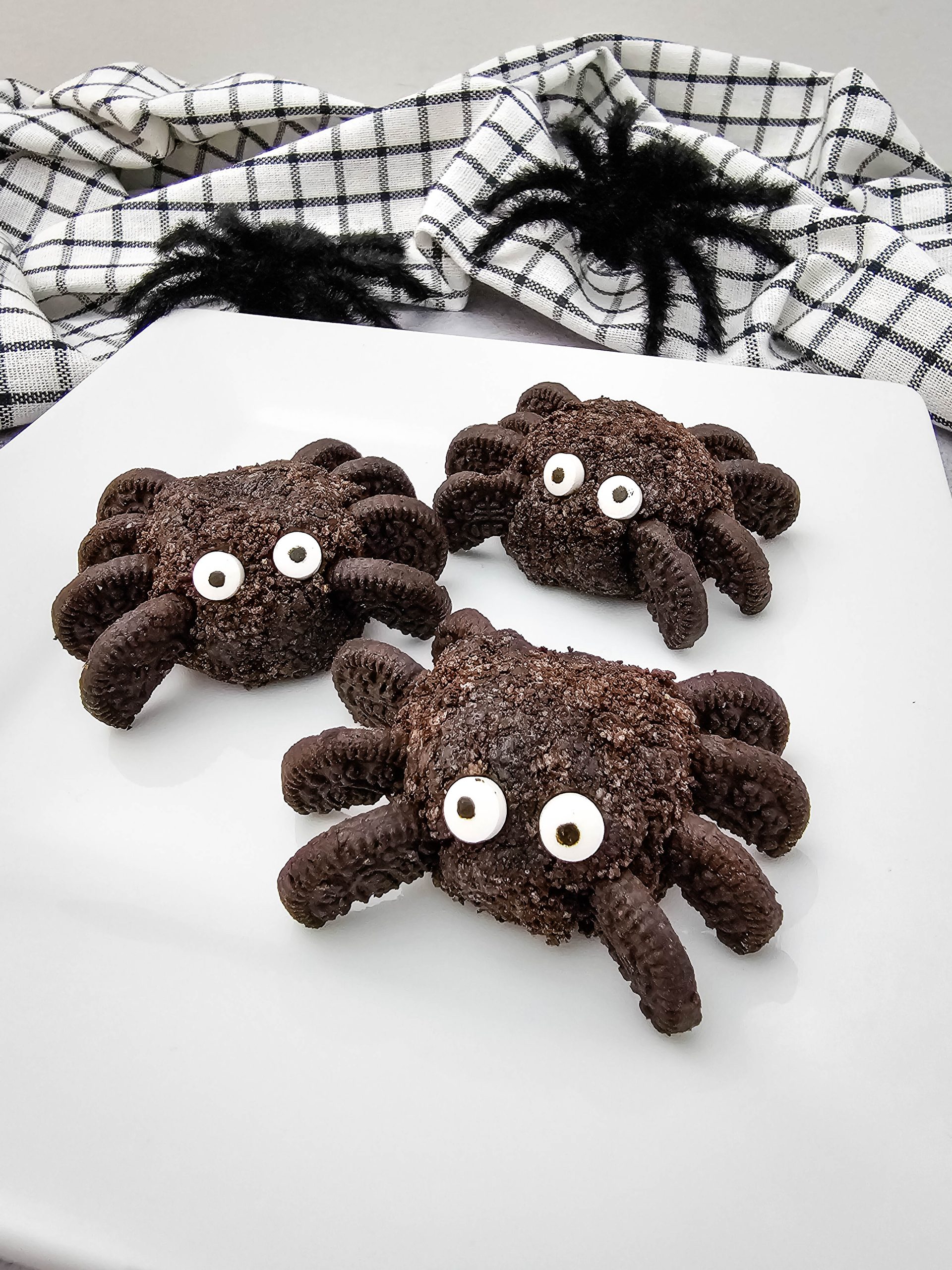 Oreo spider balls