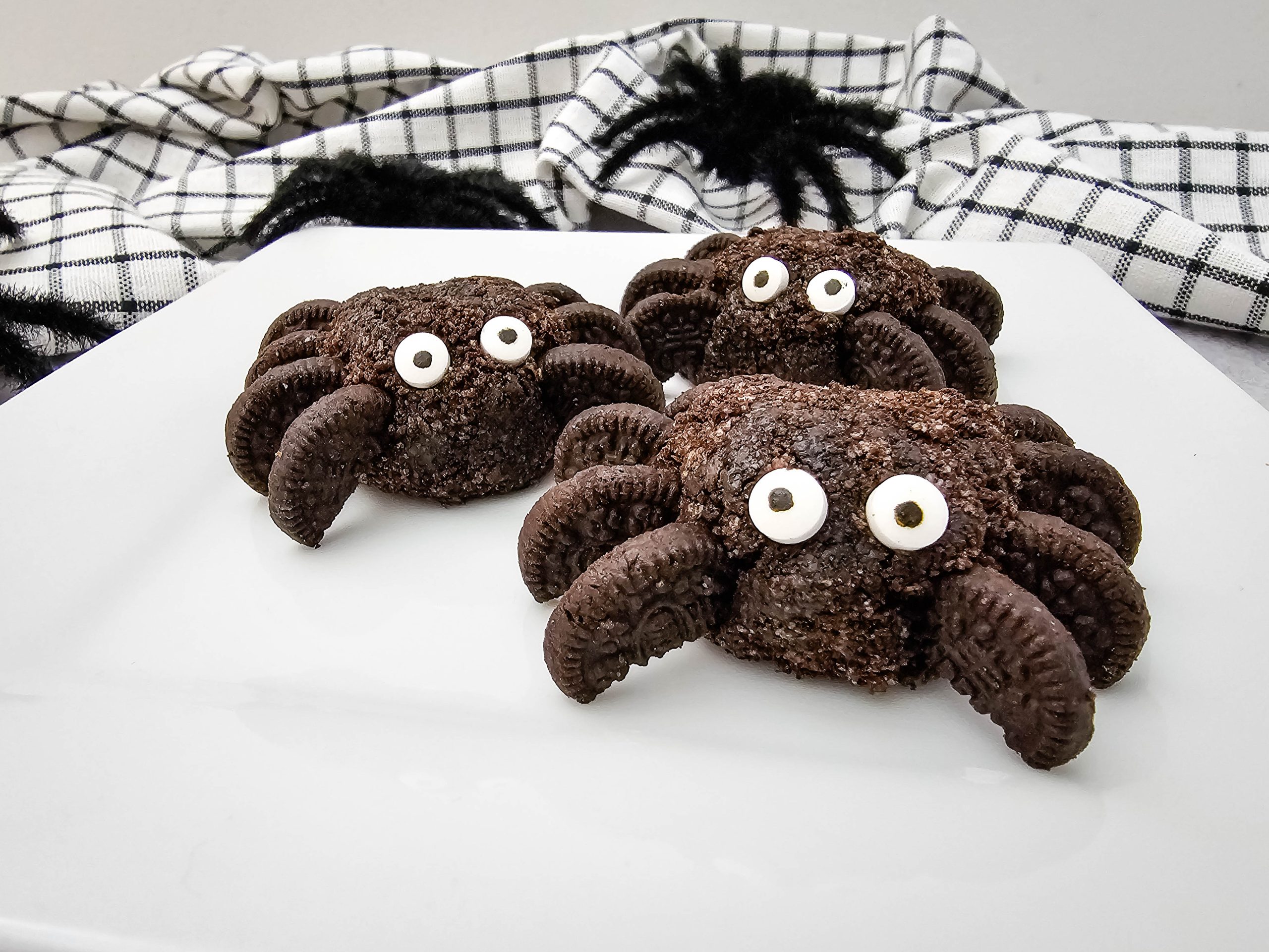 Oreo spider balls
