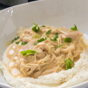 chicken and gravy in a crock pot