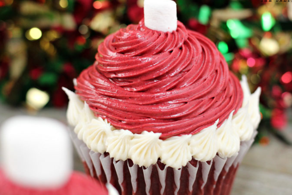 santa cupcakes