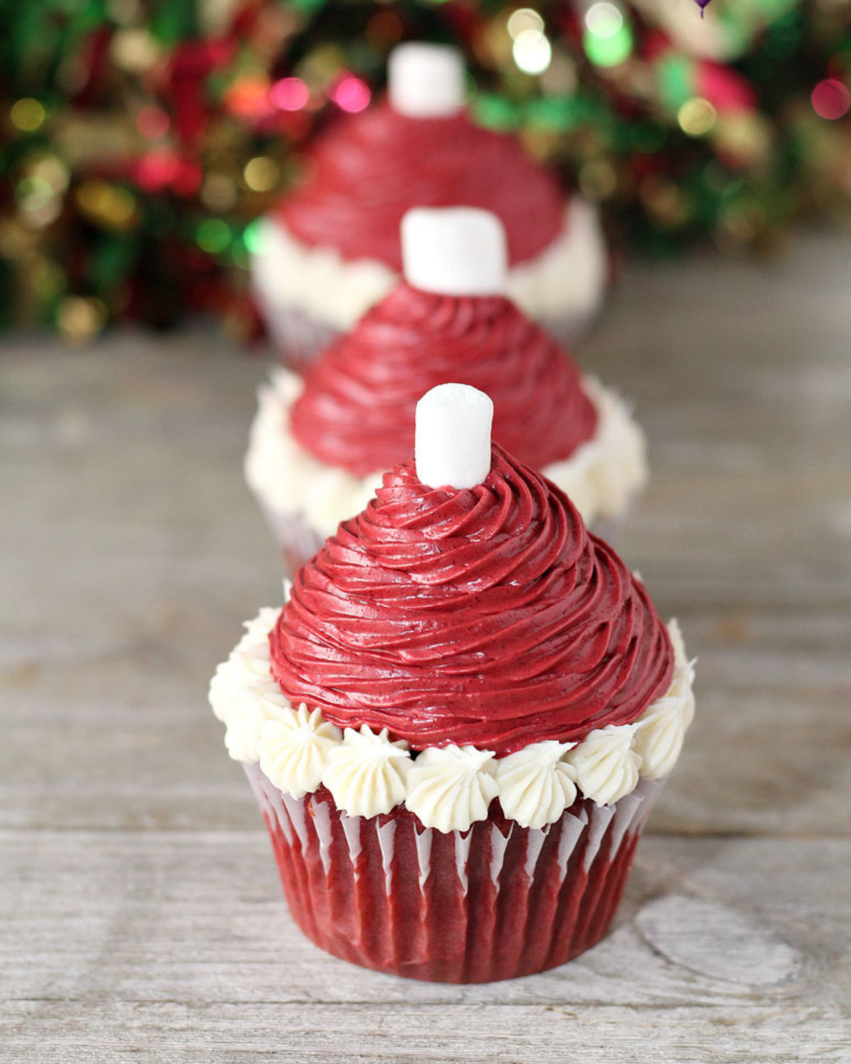 santa hat cupcakes