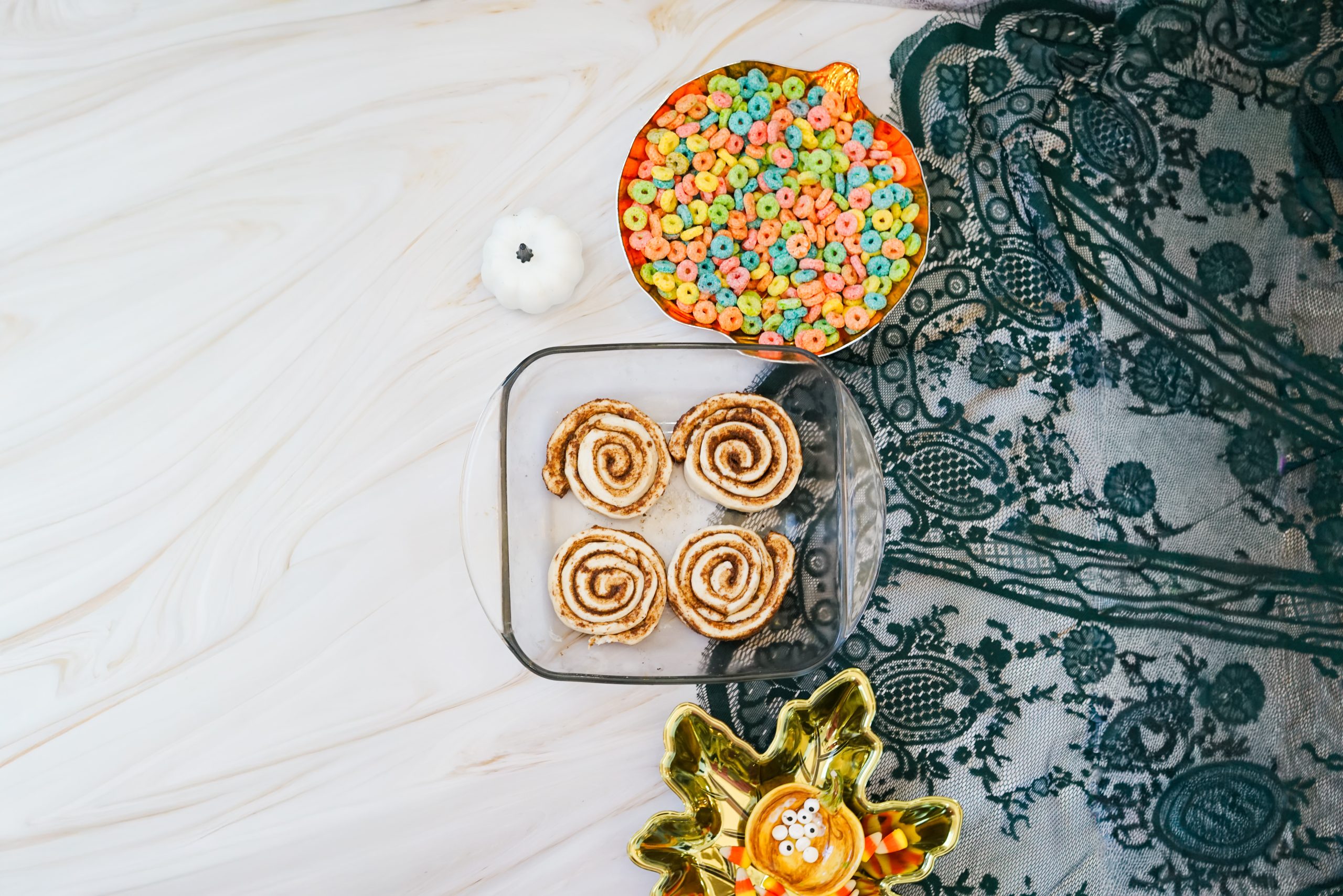 cinnamon rolls in a tray