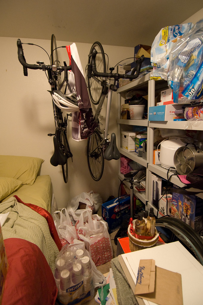 Collections and Tchotchkes Displayed on Every Surface (Image Credits: Flickr)