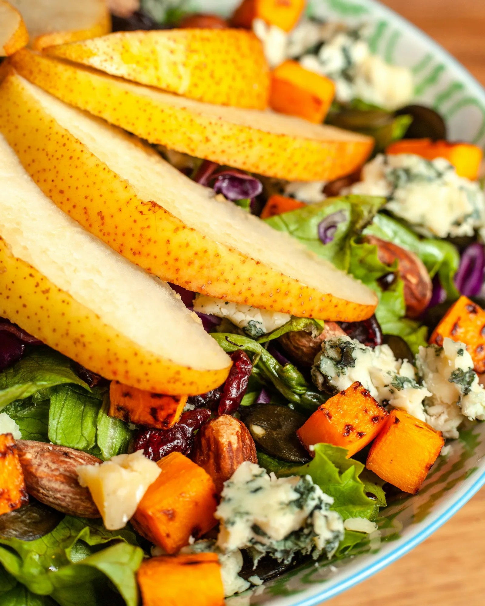 Pear Salad (Image Credits: Photo by Aleksandar Ljubicic from Pexels: https://www.pexels.com/photo/close-up-of-a-salad-4809145/)