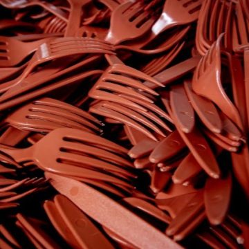 Struggling With Clutter? You Probably Own Too Many of These 7 Things