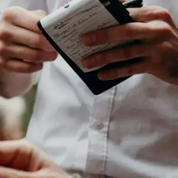 Do This At A Restaurant: 10 Insider Tips Servers Love