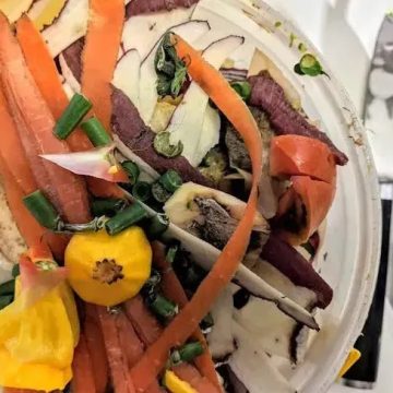 10 Ingredients Chefs Wish You'd Never Throw Away