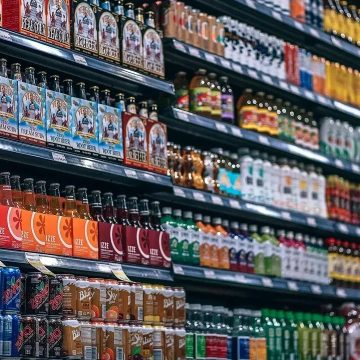 9 Grocery Store Habits That Cost Us More Over Time