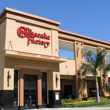 7 Overhyped U.S. Restaurants That Don't Live Up to the Buzz