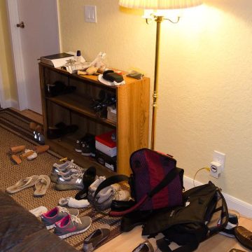 9 Entryway Errors That Instantly Give Guests the Wrong Impression of Your Home