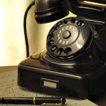 7 Phrases Baby Boomers Say That Reveal Their Age Immediately