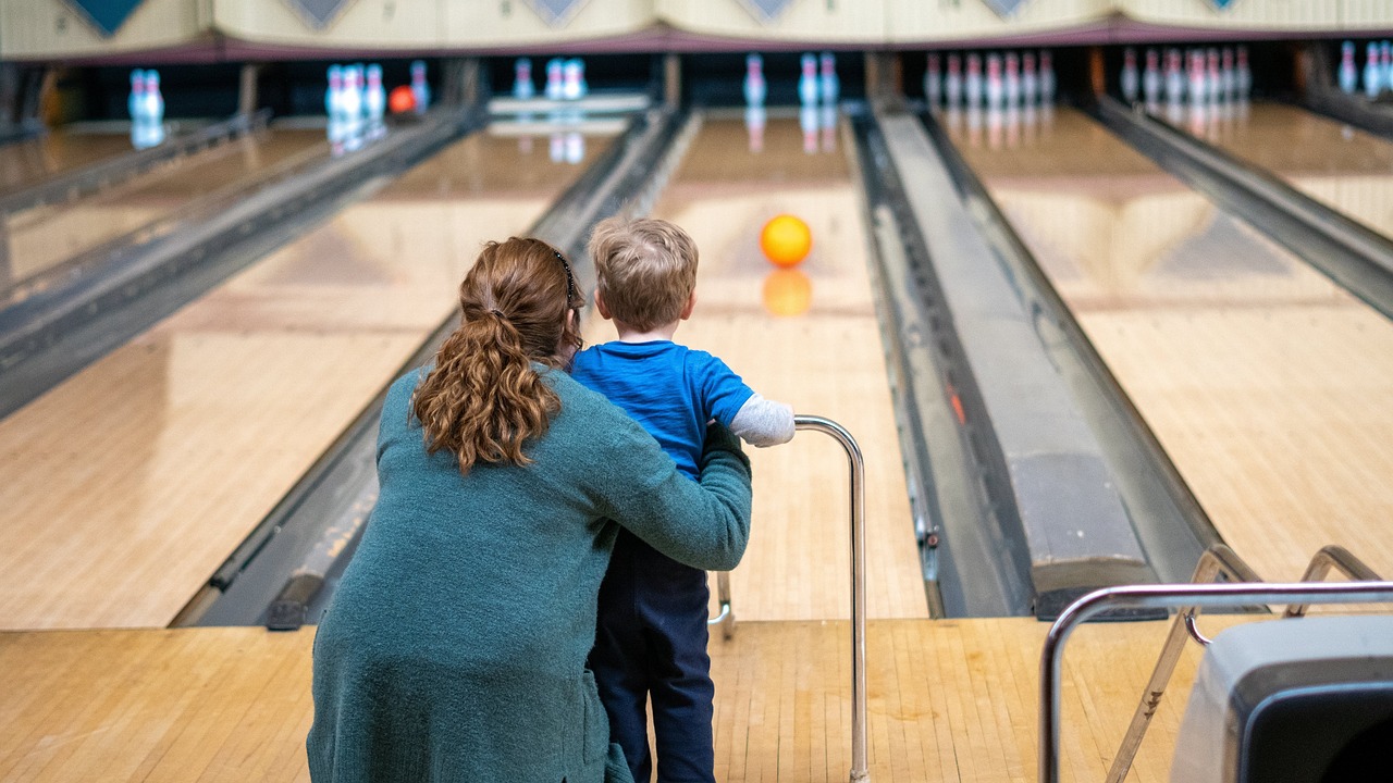 toddler, bowling, mom, child, bowl, childhood, pins, alley, ball, family, mother, kid, boy, together, young, cute, parent, woman, female, happiness, girl, love, bowling, bowling, bowling, bowling, bowling, woman