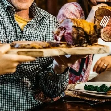 9 Daily Mealtime Rituals of Early 20th Century Households That Millennials Have Almost Entirely Forgotten