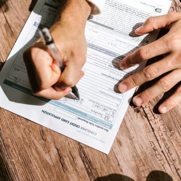 The Quietly Disappearing Middle-Class Jobs Nobody Is Talking About