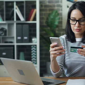 8 Small Money Mistakes That Quietly Add Up to Thousands