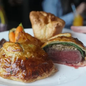 10 Dishes That Were on Every American Table in the 1980s That Nobody Makes Anymore
