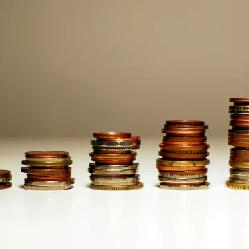 Traditional IRA vs. Roth: Which Actually Wins for Most Retirees