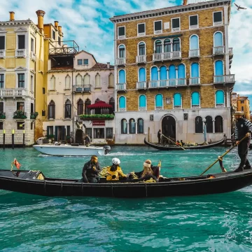Americans Are Skipping These 11 Popular Vacation Destinations – Here's Why