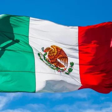 The 8 Countries Where Americans Feel Most Welcome