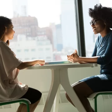 I've Helped Couples for 10 Years: 6 Relationship Truths That Instantly Frighten Away Players