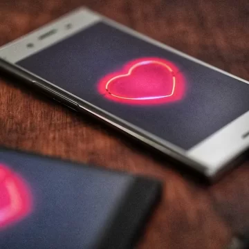 I Asked ChatGPT to Predict Which 8 Dating Habits Will Disappear First