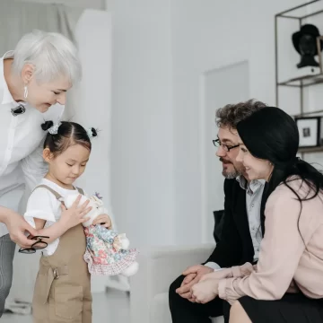 Your Parents Modeled Love Well If These 6 Relationship Habits Still Feel Normal to You
