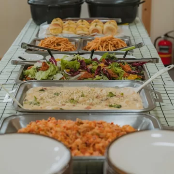 7 Breakfast Habits Hotel Managers Wish Guests Would Stop