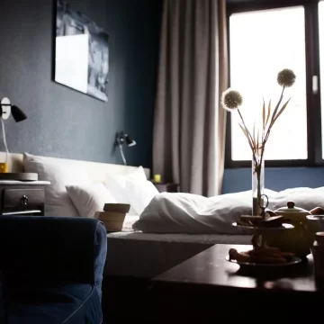 11 Hotel Checkout Habits Housekeepers Say Reveal "No Class"