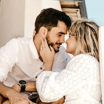 7 Innocent Phrases People Say When They're Emotionally Drained - And Partners Rarely Notice