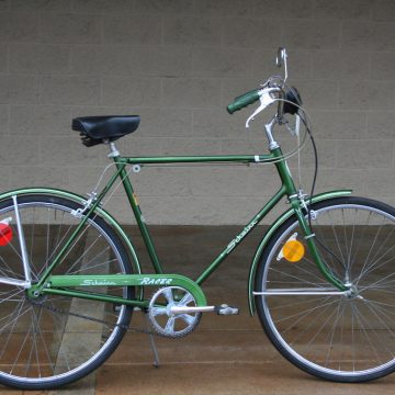 6 Nostalgic Items Every Baby Boomer Still Keeps in the Garage - Do You?